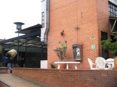 Plaza de mercado distrital Samper Mendoza